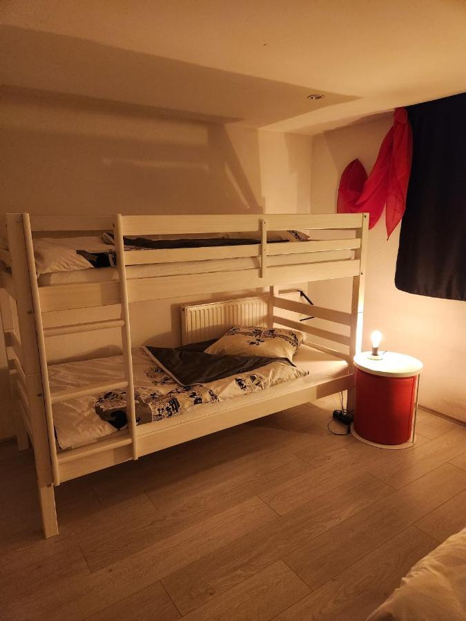 Appartement Moderne Avec Terrasse Et Piscine A Chatel Sur Bex Luaran gambar